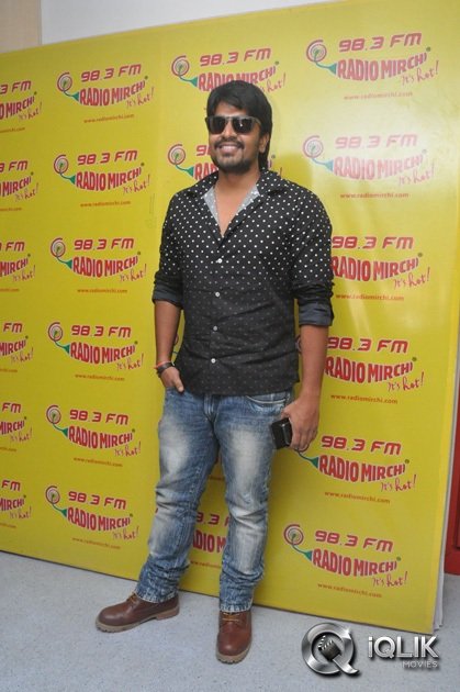 Galata-Movie-Team-at-Radio-Mirchi